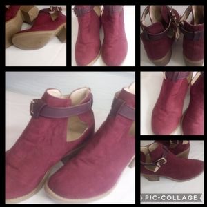 BURGUNDY suede booties